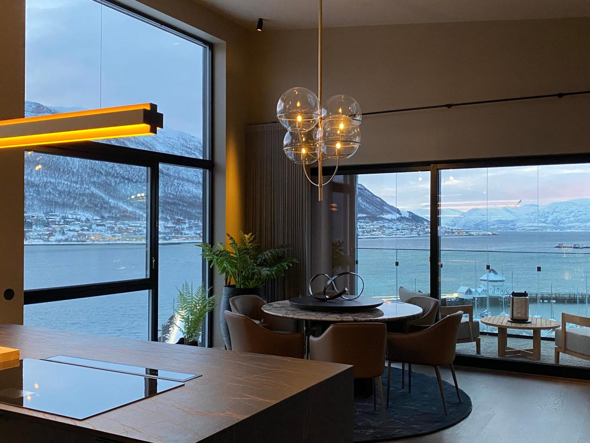 Vindlys Luxury Penthouse Apartment Tromsø Zewnętrze zdjęcie